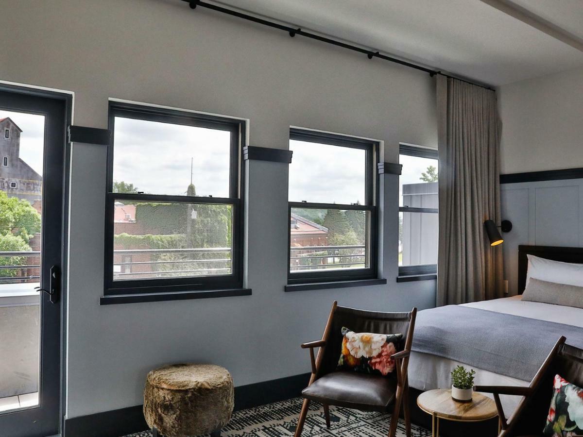 Lora Hotel Stillwater Bagian luar foto